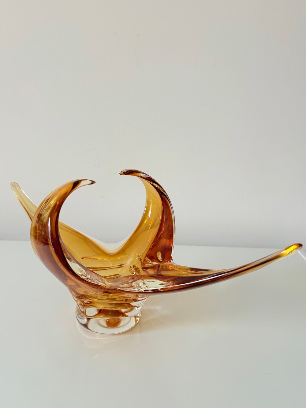 Mid-Century Modern Hand-blown Canadian Art Glass 4 Point Stretch Centerpiece